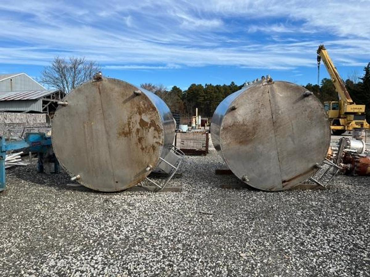 Used 1500 GALLON TANK MIX TANKS - SANITARY S/S (2)