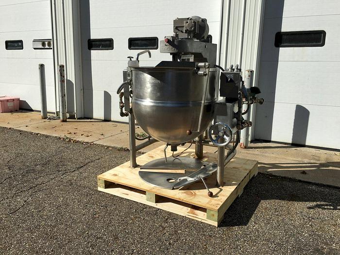 Used 60 GALLON GROEN TWIN ACTION AGITATED KETTLE - TILT TO POUR DISCHARGE - S/S - JACKETED