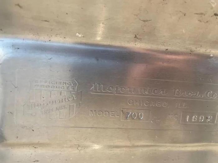 Used 700 GALLON MOJONNIER SANITARY MIX TANK - PROCESSOR JACKETED