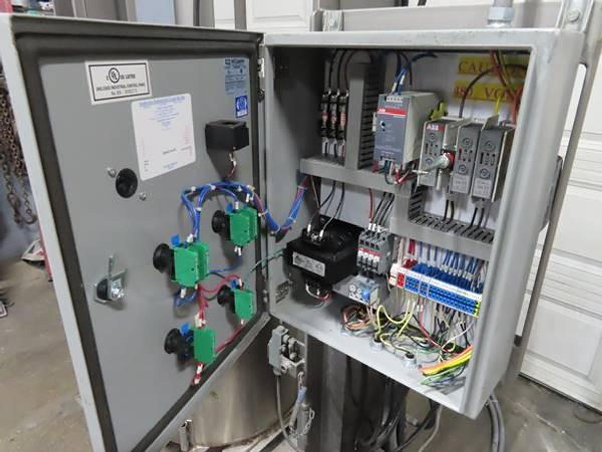 Used MYERS HYDRAULIC RAM DISCHARGE PRESS