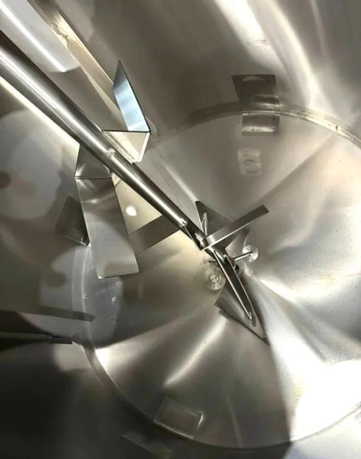 Used 1,000 GALLON FELDMEIER MIX TANK - S/S