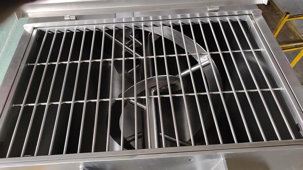 NEW 135 CU. FT. DOUBLE RIBBON BLENDER - S/S