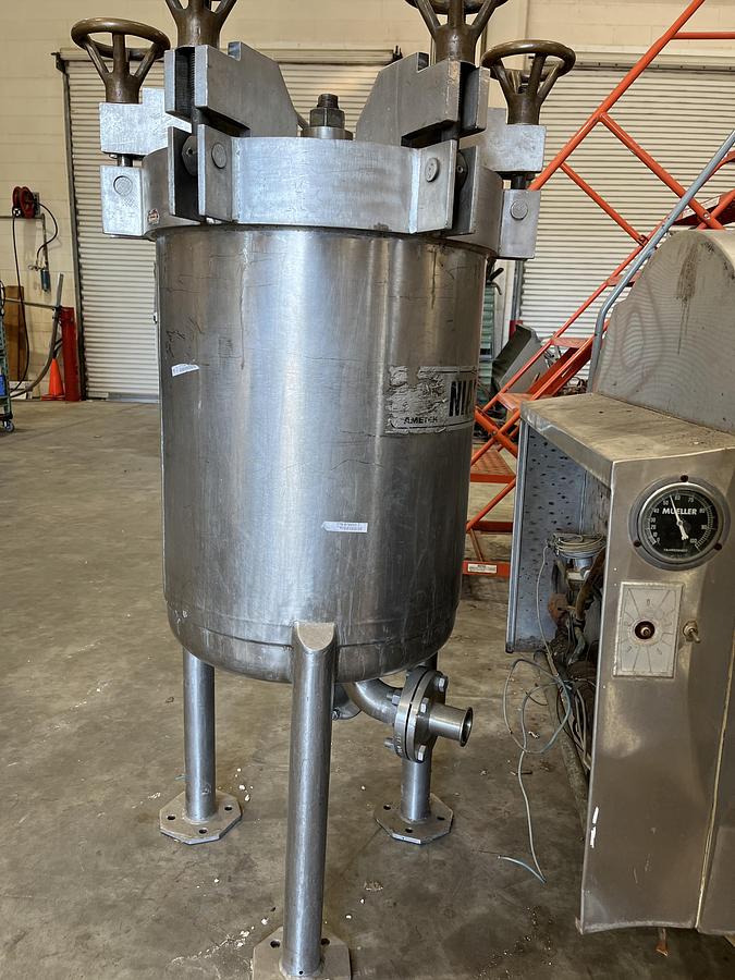 Used AMETEK NIAGARA FILTER - MODEL 18-18-S - 72 PSI @ 200 DEG. F