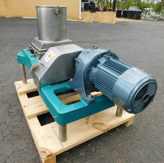 Used FITZPATRICK TWIN ROLL GUILO RIVER ROTARY SIZE REDUCATION MILL