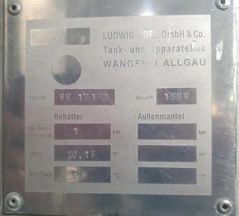 Used 4,500 GALLON EDEL SANITARY STAINLESS STEEL TANK