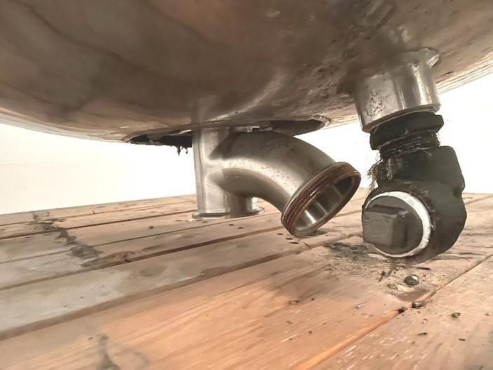 Used 500 GALLON GROEN KETTLE WITH INCLINE SWEEP SCRAPE AGITATION - 316 S/S - 100 PSI JACKET