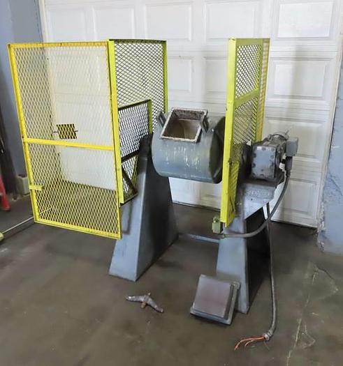 Used 18" x 16" STEVECO LAB PEBBLE MILL - ALUMINA BRICK LINED