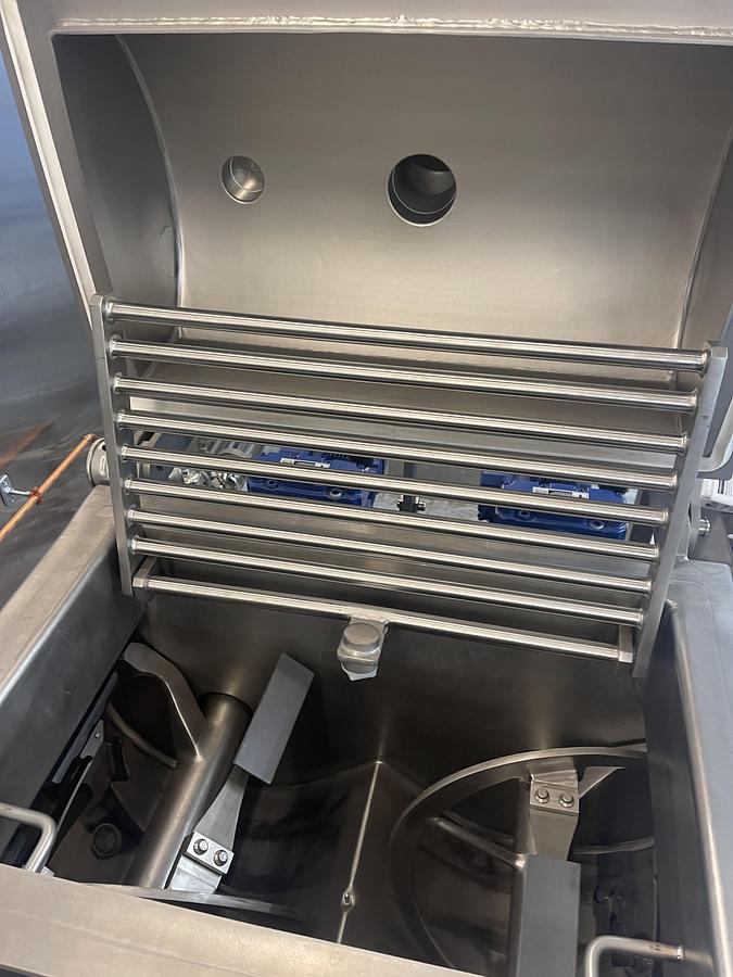 Used BLENTECH TP-15015 STAINLESS STEEL DUAL RIBBON JACKETED BLENDER/COOKER - 90 PSI