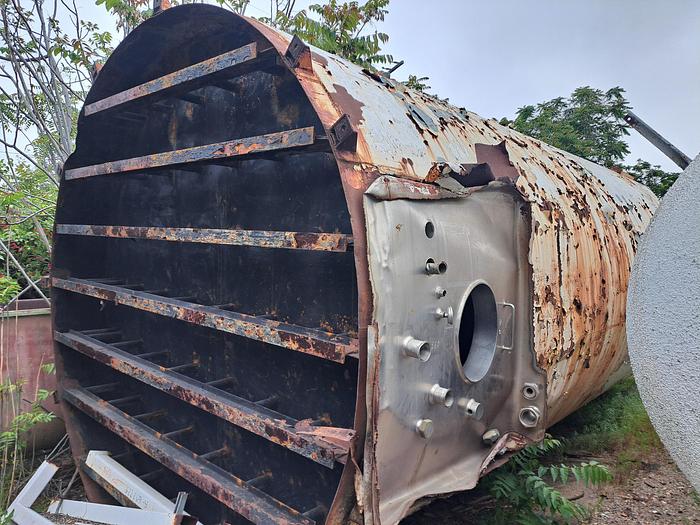 Used 17,000 GALLON STORAGE TANK – T-304 S/S