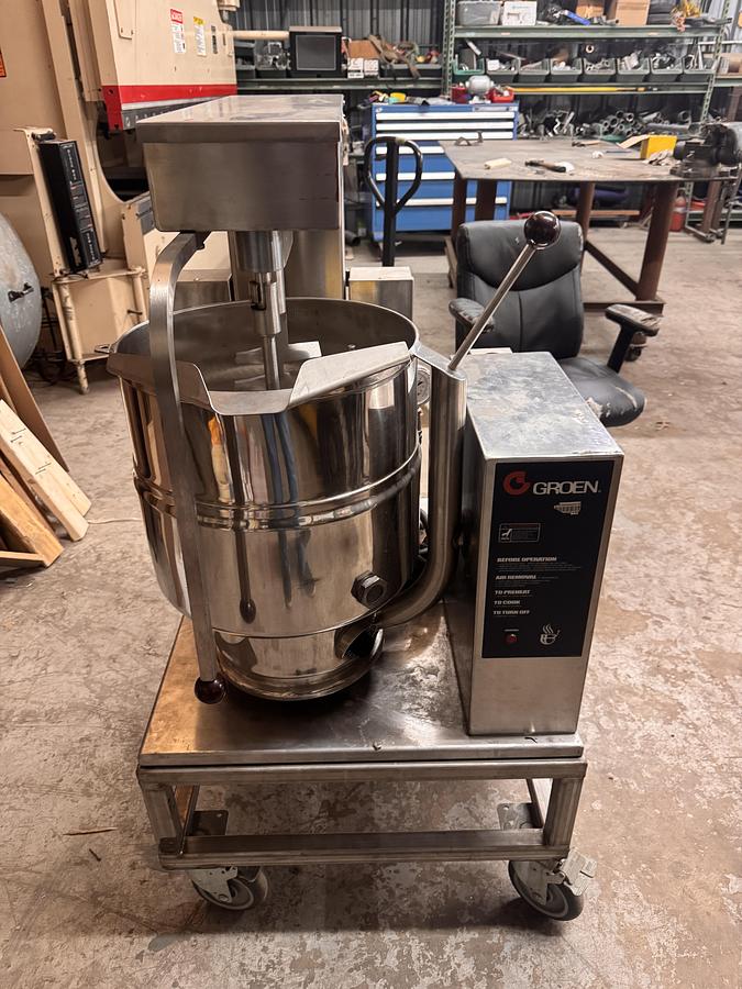 Refurbished 10 GALLON / 40 QUART TWIN ACTION SELF-CONTAINED ELECTRIC KETTLE - 50 PSI