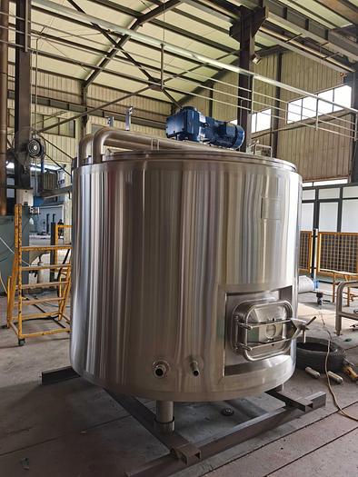 750 GALLON BUTTER MELTING TANK WITH STAINLESS STEEL SCRAPER BLADES