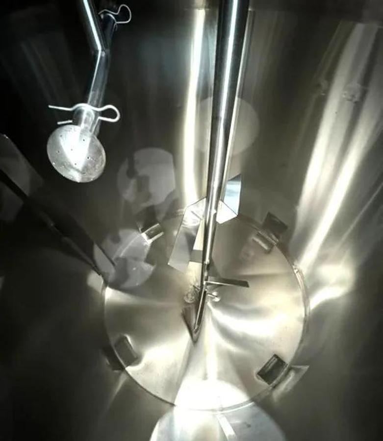 Used 1,000 GALLON FELDMEIER MIX TANK - S/S