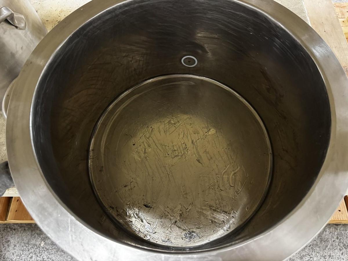 Used 4 GALLON ROSS DOUBLE PLANETARY MIXER - S/S - VACUUM - JACKETED