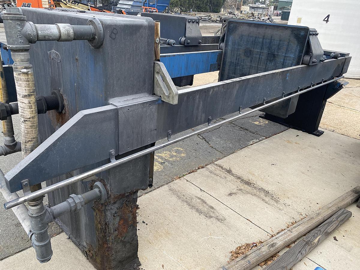Used 40 CU. FT. US FILTER / JWI FILTER PRESS - 1000 MM - AUTOMATIC