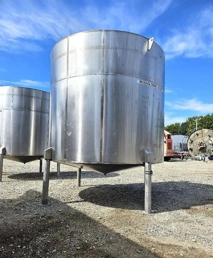 Used 1,500 GALLON MIX TANKS - S/S (2)