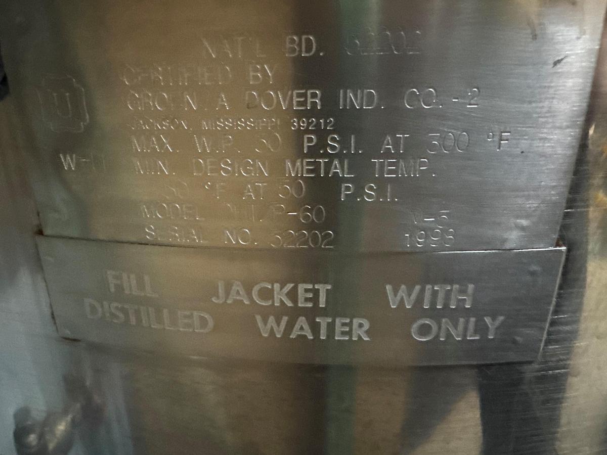 Used 60 GALLON GROEN SELF-CONTAINED GAS FIRED TILTING KETTLE