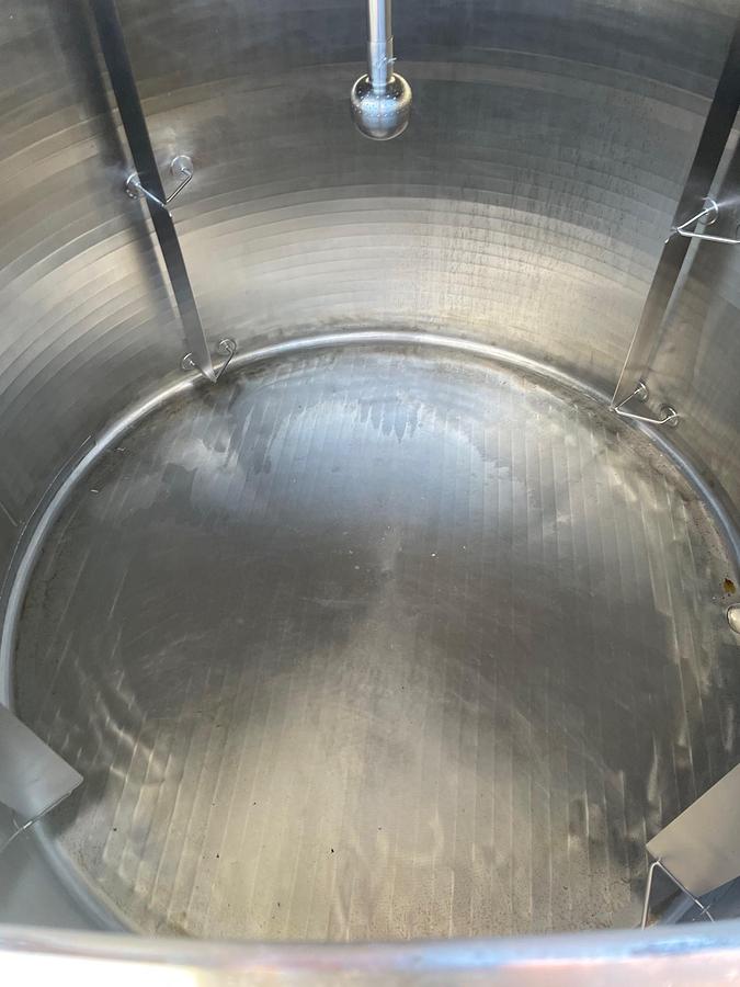 Refurbished 2,000 GALLON CHERRY-BURRELL INSULATED TANK - S/S (RECONDITIONED)