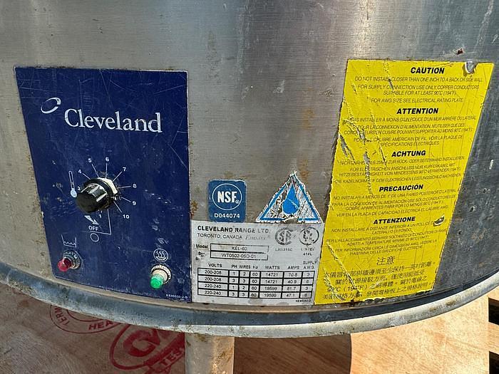 Used 60 GALLON CLEVELAND ELECTRIC HEATED SELF CONTAINED COOKING KETTLE - JACKETED