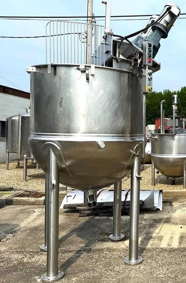 Used 300 GALLON GROEN TWIN ACTION INCLINE AGITATED KETTLE - S/S - 90 PSI