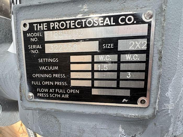 Used 370 GALLON (1400 LITER) T & C AGITATED REACTOR - 316L S/S - JACKETED