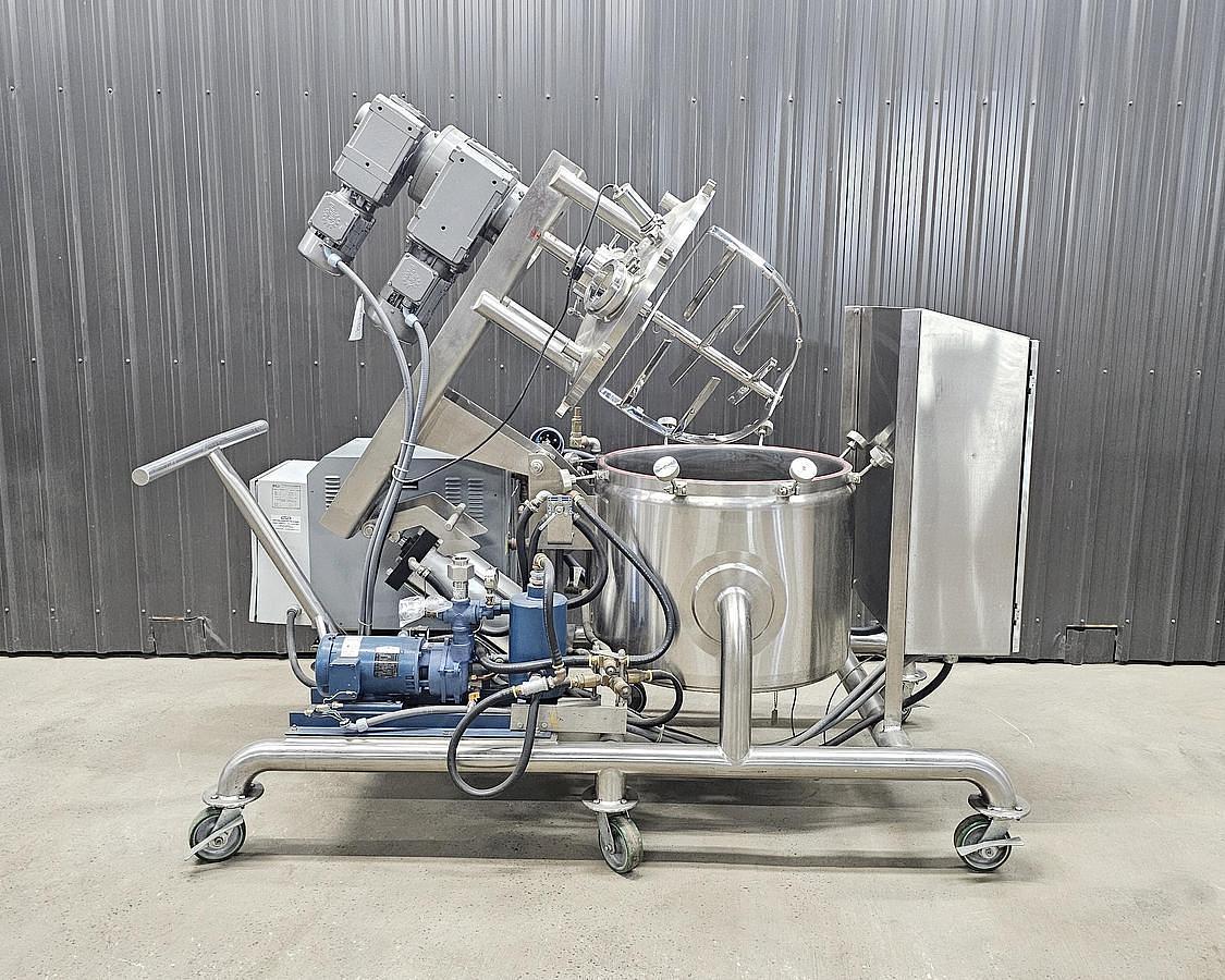 Used 50 GALLON LEE DOUBLE MOTION VACUUM KETTLE WITH MOKON HEATER