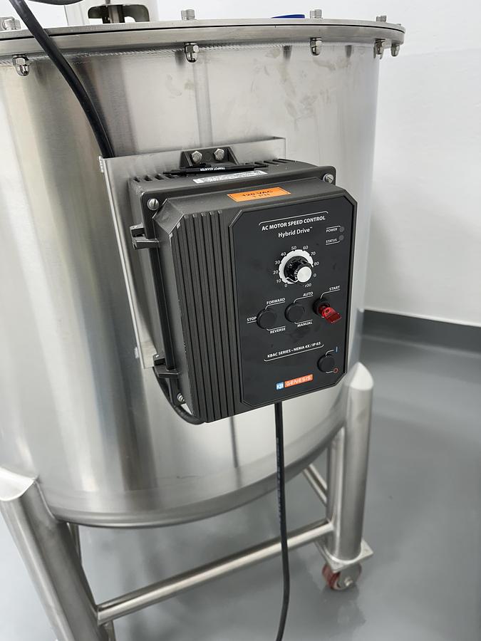 Used 100 GALLON CEDARSTONE MIXING TANK - T-304 SS