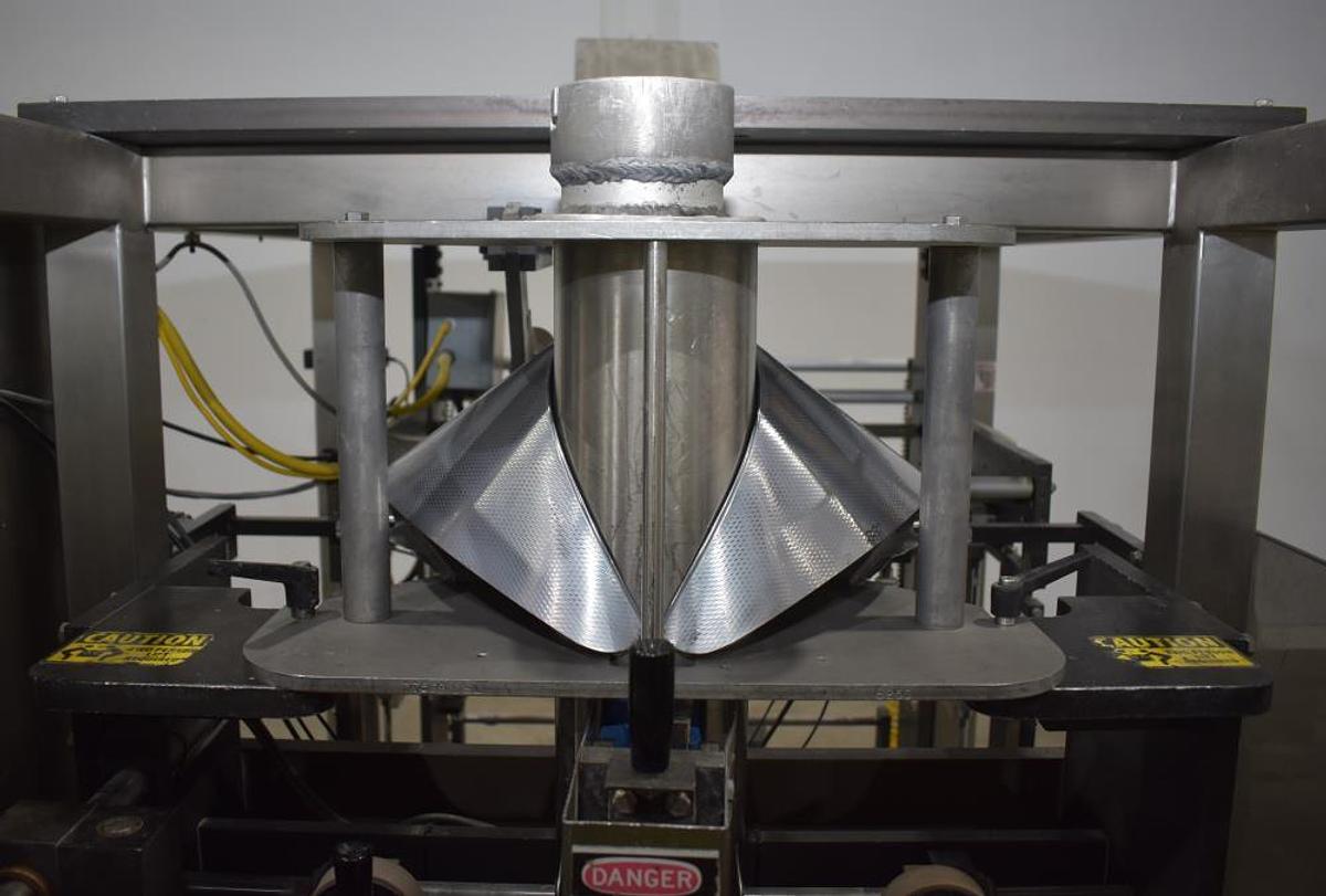 Used MATRIX PRO SERIES FORM FILL SEAL MACHINE