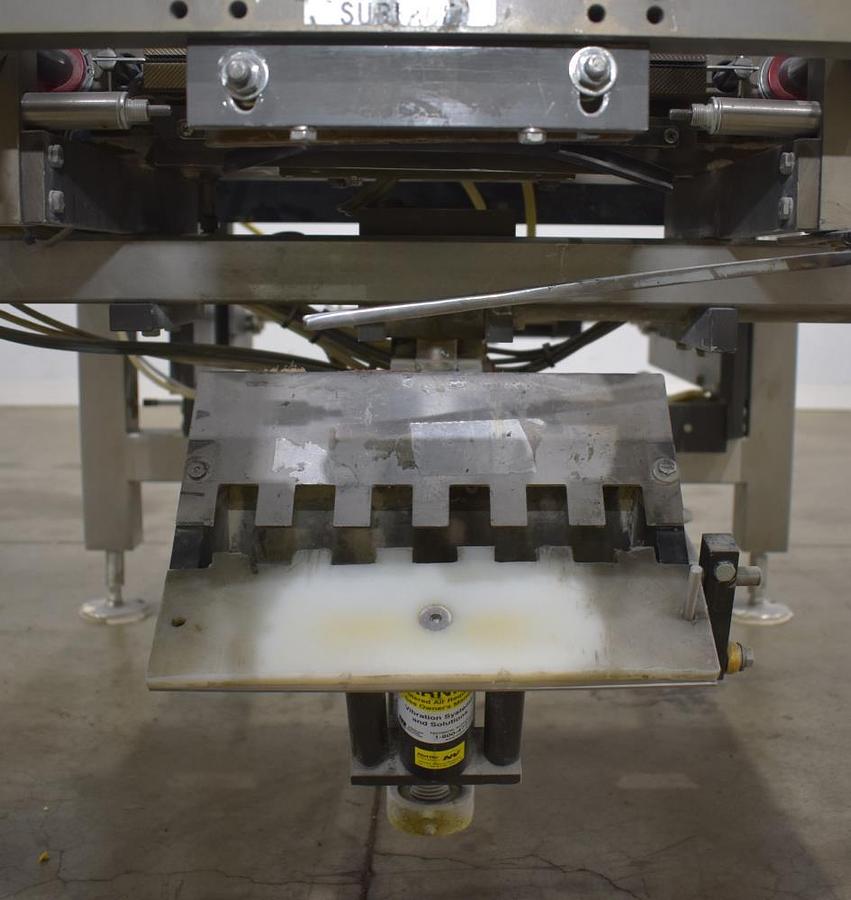 Used MATRIX PRO SERIES FORM FILL SEAL MACHINE