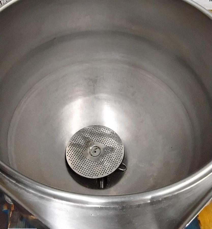 Refurbished 80 GALLON CLEVELAND DIRECT STEAM KETTLE - S/S - JACKETED - TILT