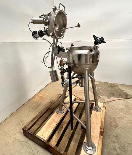 Used 2 GALLON LEE S/S JACKETED REACTOR AND MIXER