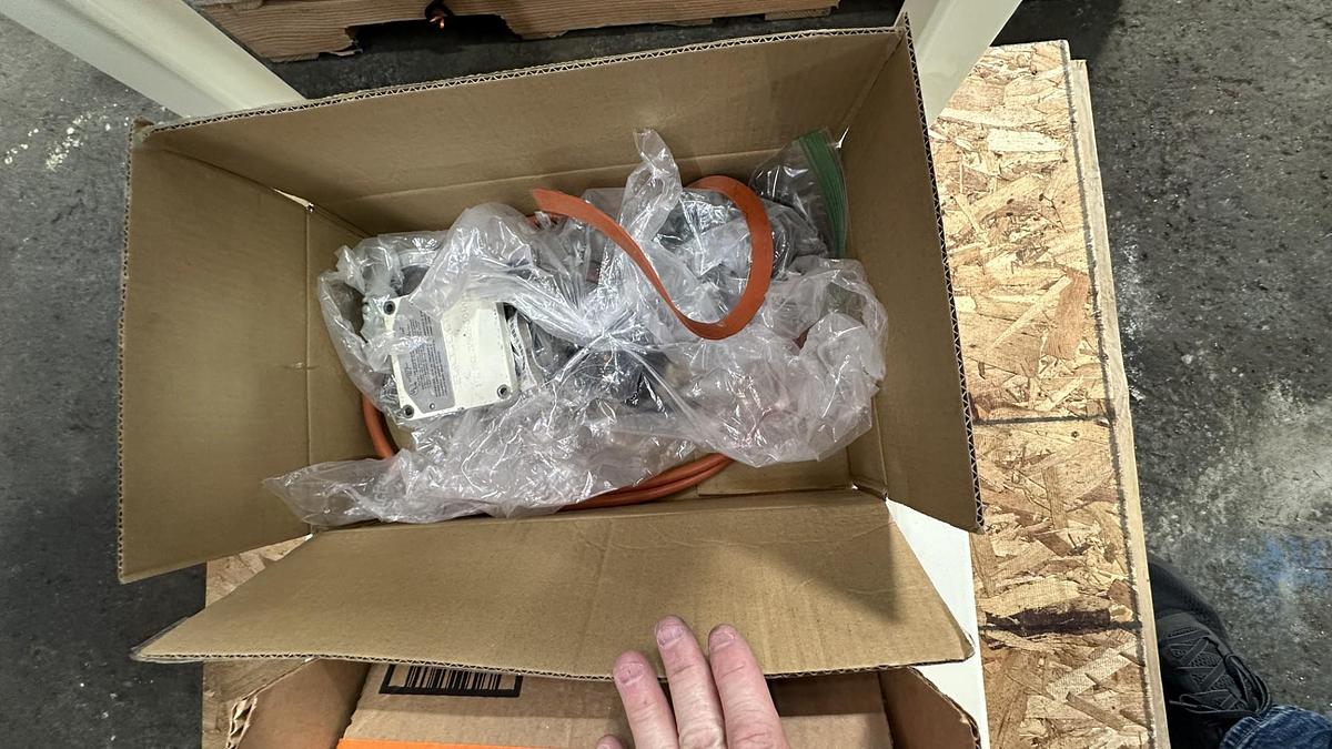 Used 4 GALLON ROSS DOUBLE PLANETARY MIXER WITH DISCHARGE RAM PRESS