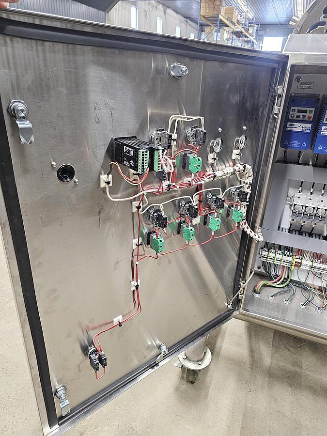 Used 50 GALLON LEE DOUBLE MOTION VACUUM KETTLE WITH MOKON HEATER