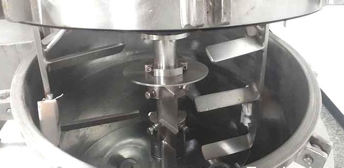 Used 13 GALLON (50 LITERS) GREERCO TRIPLE MOTION JACKETED VACUUM KETTLE