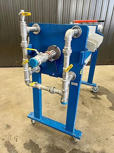 Used 2 CU. FT. MET-CHEM FILTER PRESS - 470 MM - MANUAL - C.G.R.