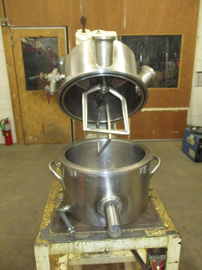 Used 4 GALLON ROSS DOUBLE PLANETARY MIXER - S/S - VACUUM - JACKETED