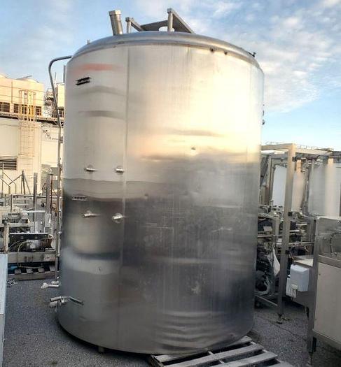 Used 2000 GALLON CHERRY BURRELL S/S JACKETED TANK