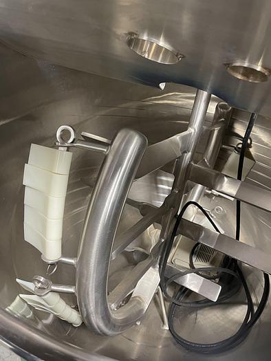 Used 100 GALLON HAMILTON SINGLE MOTION KETTLE - S/S - 90 PSI JACKET