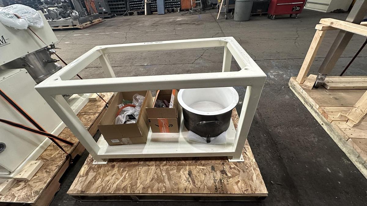 Used 4 GALLON ROSS DOUBLE PLANETARY MIXER WITH DISCHARGE RAM PRESS