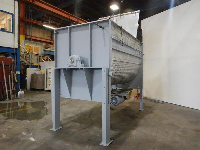 Used 185 CU. FT. MUNSON PADDLE BLENDER - S/S - DIMPLE JACKET