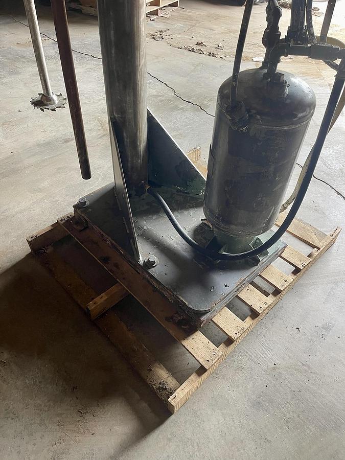 Used 15 HP MYERS HIGH SPEED DISPERSER - AIR/OIL LIFT - VARIABLE SPEED