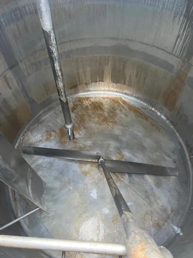 Used 1200 GALLON ST. REGIS TANK - SANITARY S/S - JACKETED