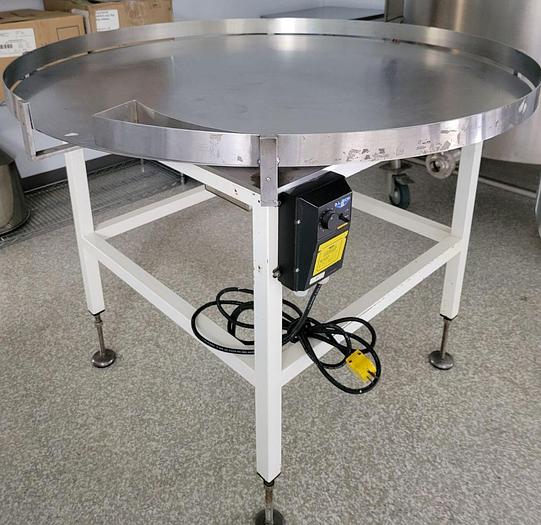 Used AESUS (DL TECH) 6 HEAD LIQUID FILLING LINE