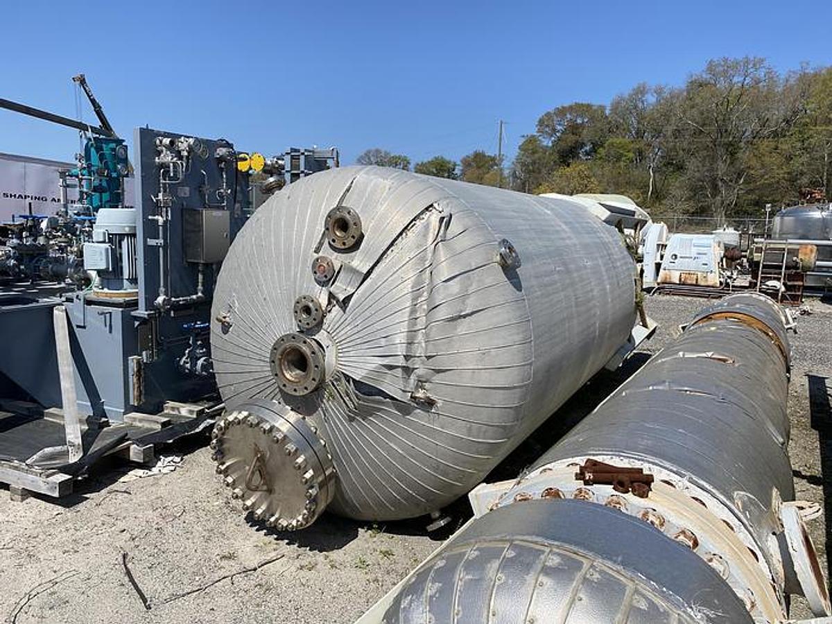 Used 2,500 GALLON EXCELETECH PRESSURE TANK - S/S - 430 PSI (#9884)