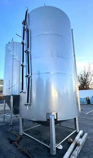 Used 6,000 GALLON SPECIFIC MECHANICAL SYSTEMS JACKETED SANITARY STAINLESS STEEL TANK