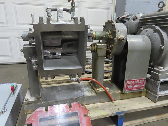 Used 1.5 GALLON BRAMLEY BEKEN DOUBLE ARM MIXER - S/S - JACKETED