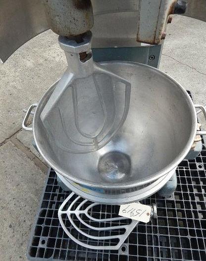 Used 60 QUART HOBART MIXER - MODEL H-600 - WITH BEATER BLADE