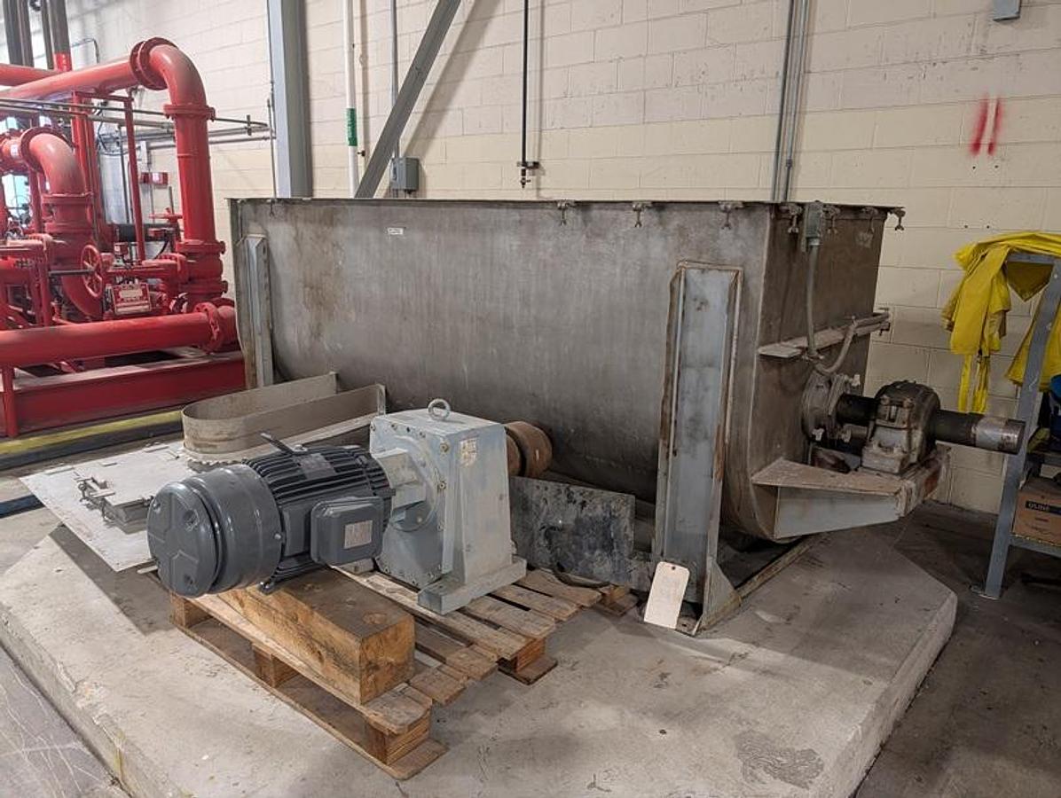 Used 100 CU. FT. DAY DOUBLE RIBBON BLENDER - S/S - 20 HP