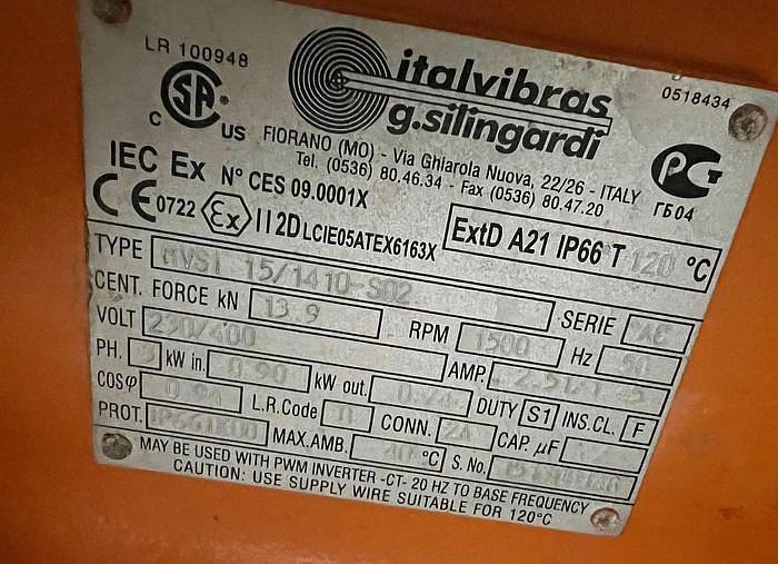 Used USED 39.5" INCUS S/S VIBRATING RECTANGULAR SCREEN WITH SPRAY BARS