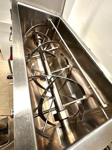 Used 10 CU. FT. ROSS DOUBLE RIBBON BLENDER - 5 HP