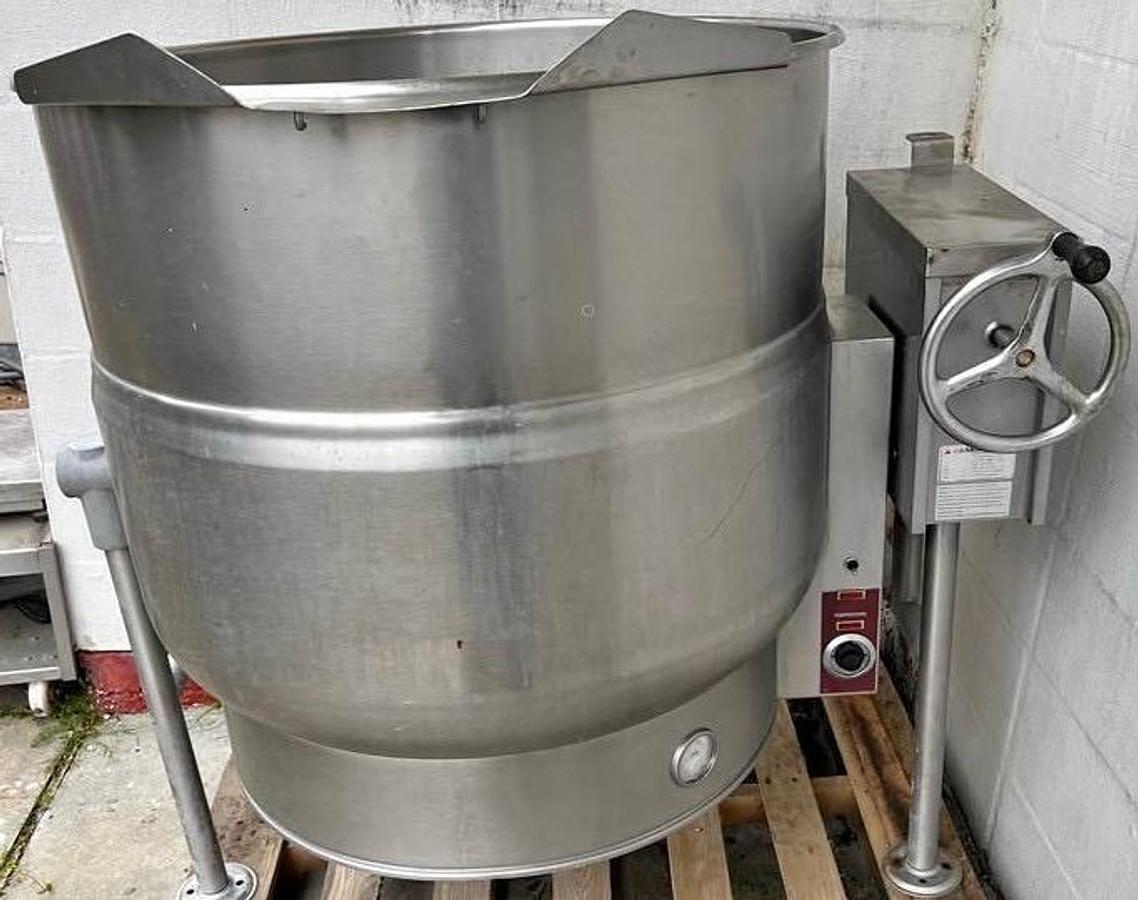 Refurbished 80 GALLON CROWN ELECTRIC TILT KETTLE